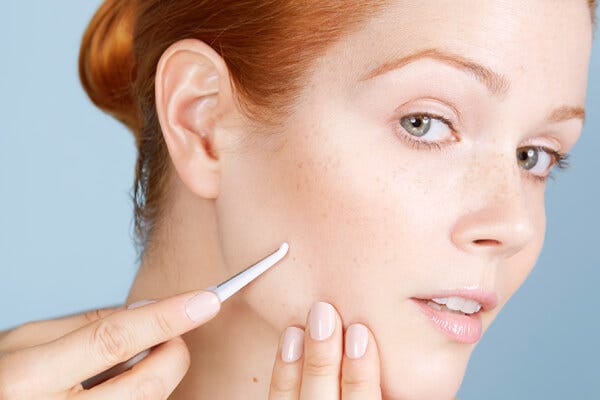 Dermaplaning: Exfoliation For Instantly Improved Skin