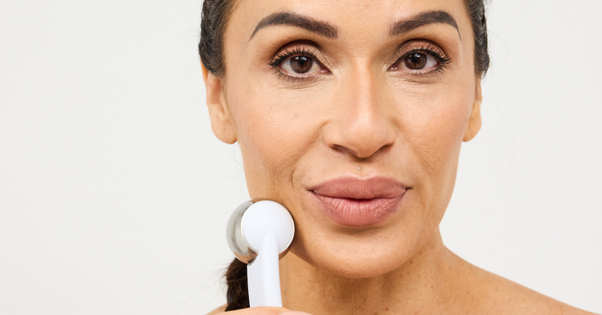 How to Use an Ice Roller (And When to Skip It)